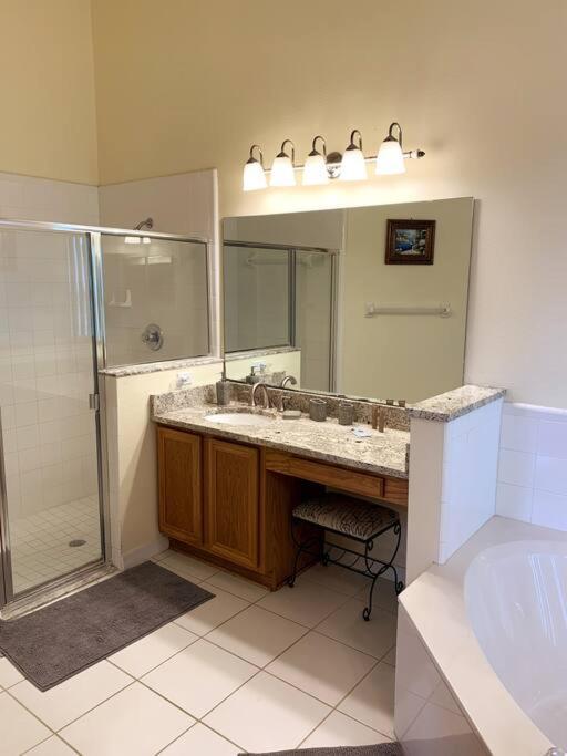 Minutes To Disney! Spacious Home W/ Private Pool, Themed Rooms! Ορλάντο Εξωτερικό φωτογραφία