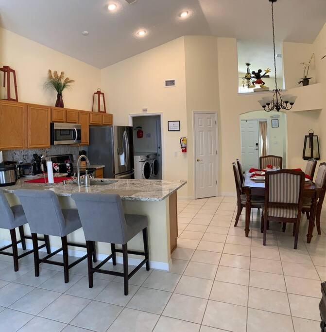 Minutes To Disney! Spacious Home W/ Private Pool, Themed Rooms! Ορλάντο Εξωτερικό φωτογραφία